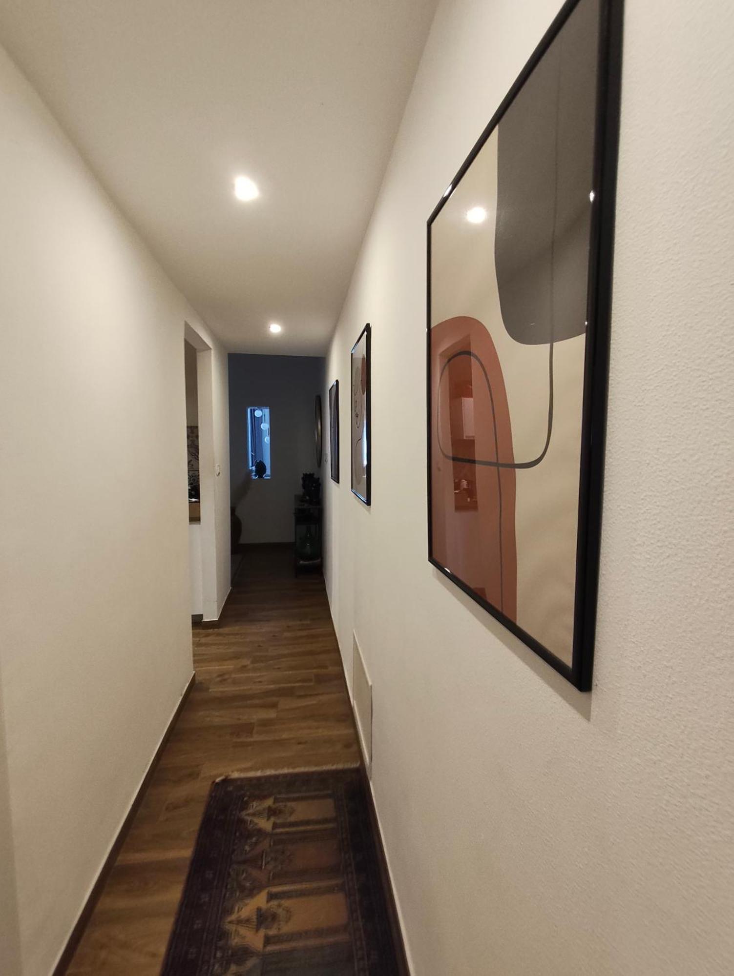 Apartamento 374 *